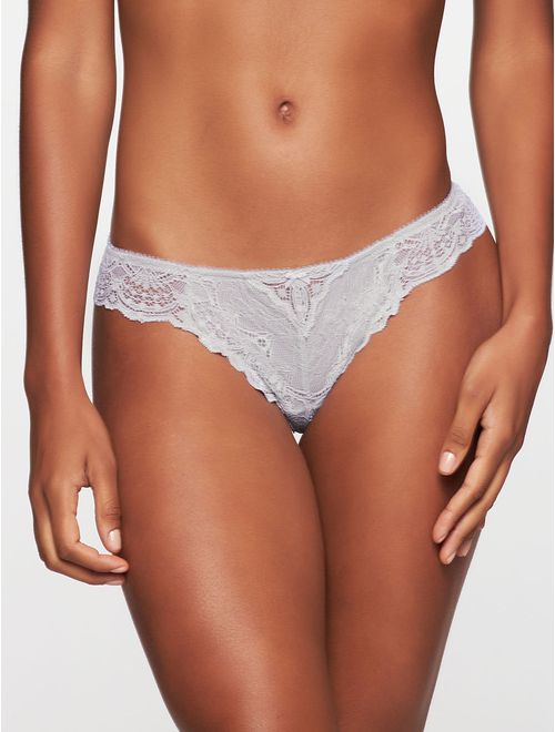 Calcinha Biquíni em Renda Pétala