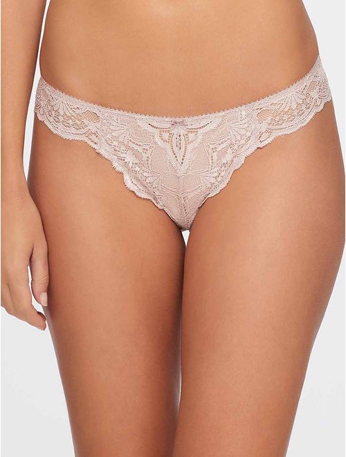 Calcinha Biquíni em Renda Pétala