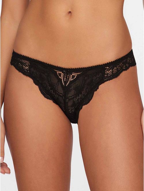 Calcinha Biquíni em Renda Pétala