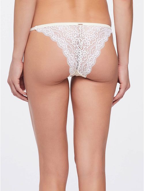 Calcinha String Delicate
