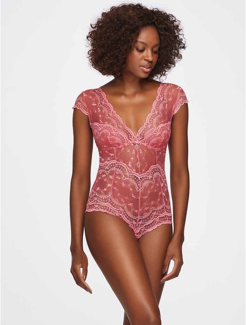 Body em Renda com Manga Curta Pétala
