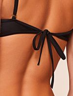 Top-Triangulo-Lisos-Ambra-Beach--Preto-Agua-Doce