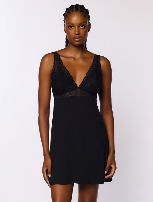 Camisola Curta Renda Essencial