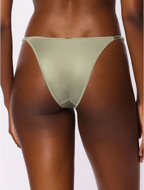 Calcinha String Etérea