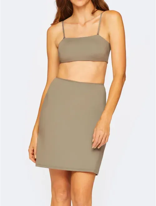 Anágua Curta Harmony