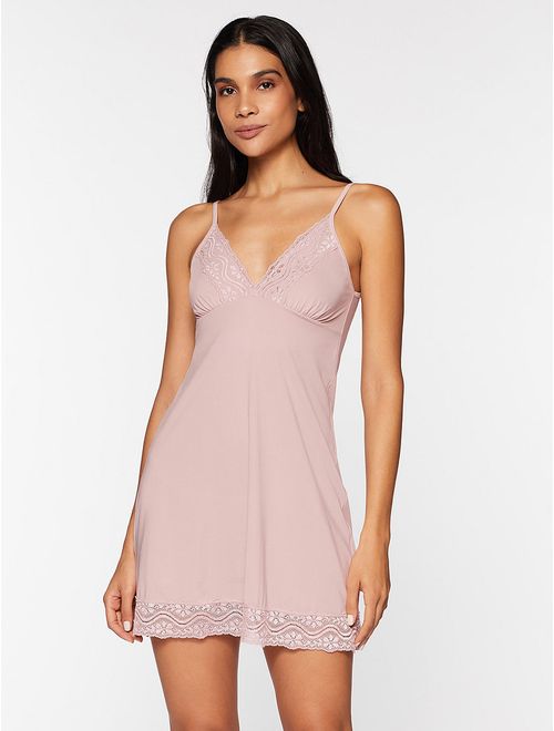 Camisola Curta Leve Essencial